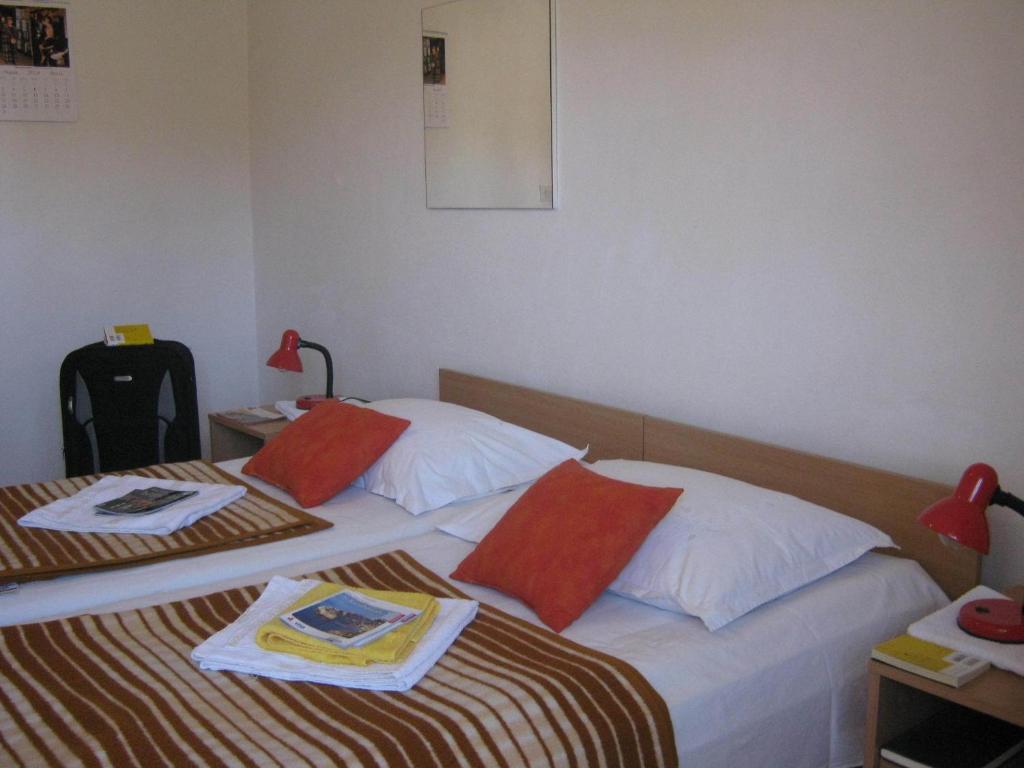 Apartments And Rooms Artemida Dubrovnik Room photo